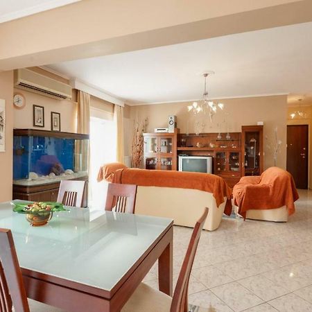Third Floor Lux Apartment With Nice View Салоники Экстерьер фото